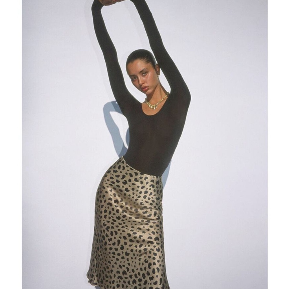 Realisation Par Naomi Wild Things Silk Midi Skirt - M